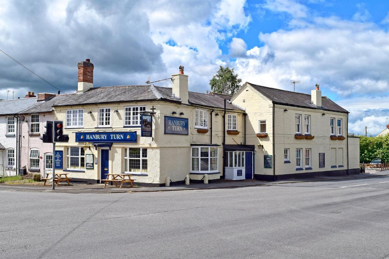 Hanbury Turn Stoke Prior  Exterior photo